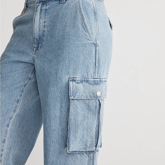 Madewell Low-Slung Straight Cargo Jeans in Coleman Wash - Picture 5 of 7